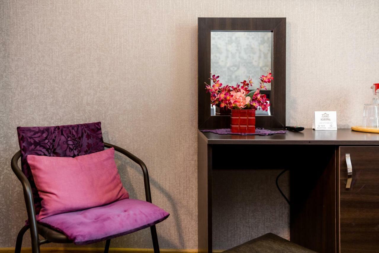 Hotel Makona Tbiliszi Kültér fotó