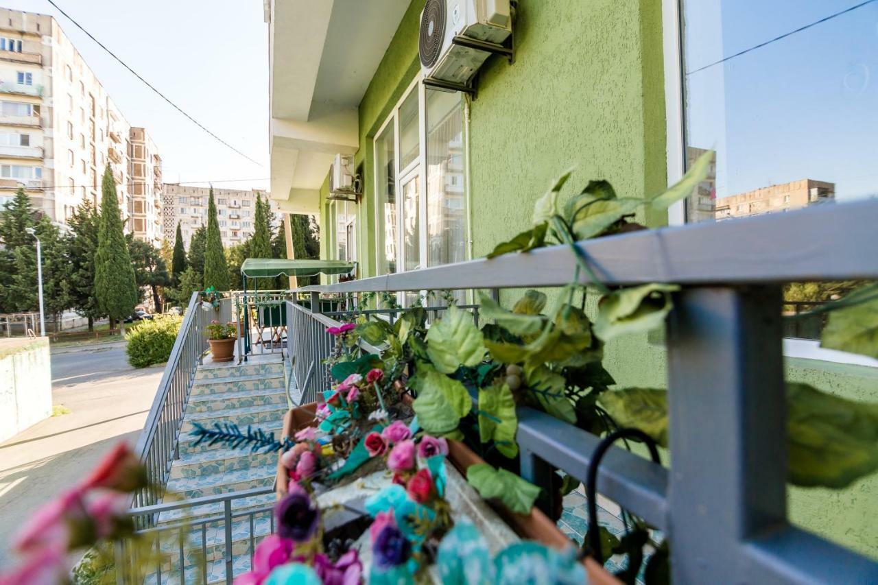 Hotel Makona Tbiliszi Kültér fotó